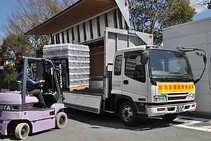 東日本大震災での水配布ボランティア活動